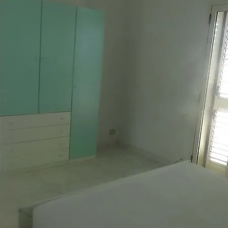 Felicia Apartment *
