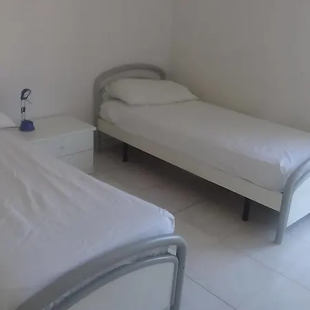 Felicia Apartment